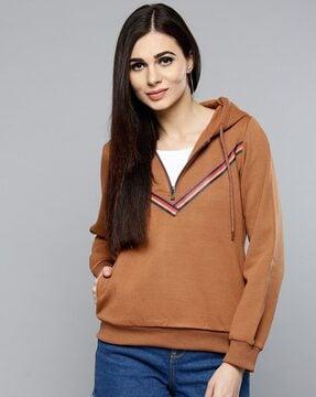 hoodie with insert pockets