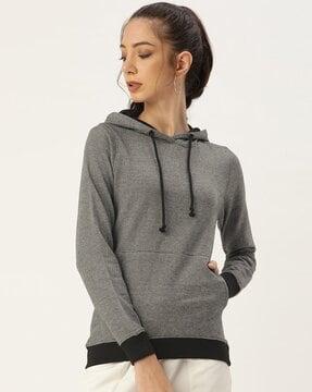 hoodie with kangaroo pockets