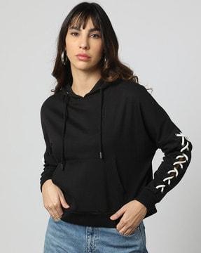 hoodie with kangaroo pockets