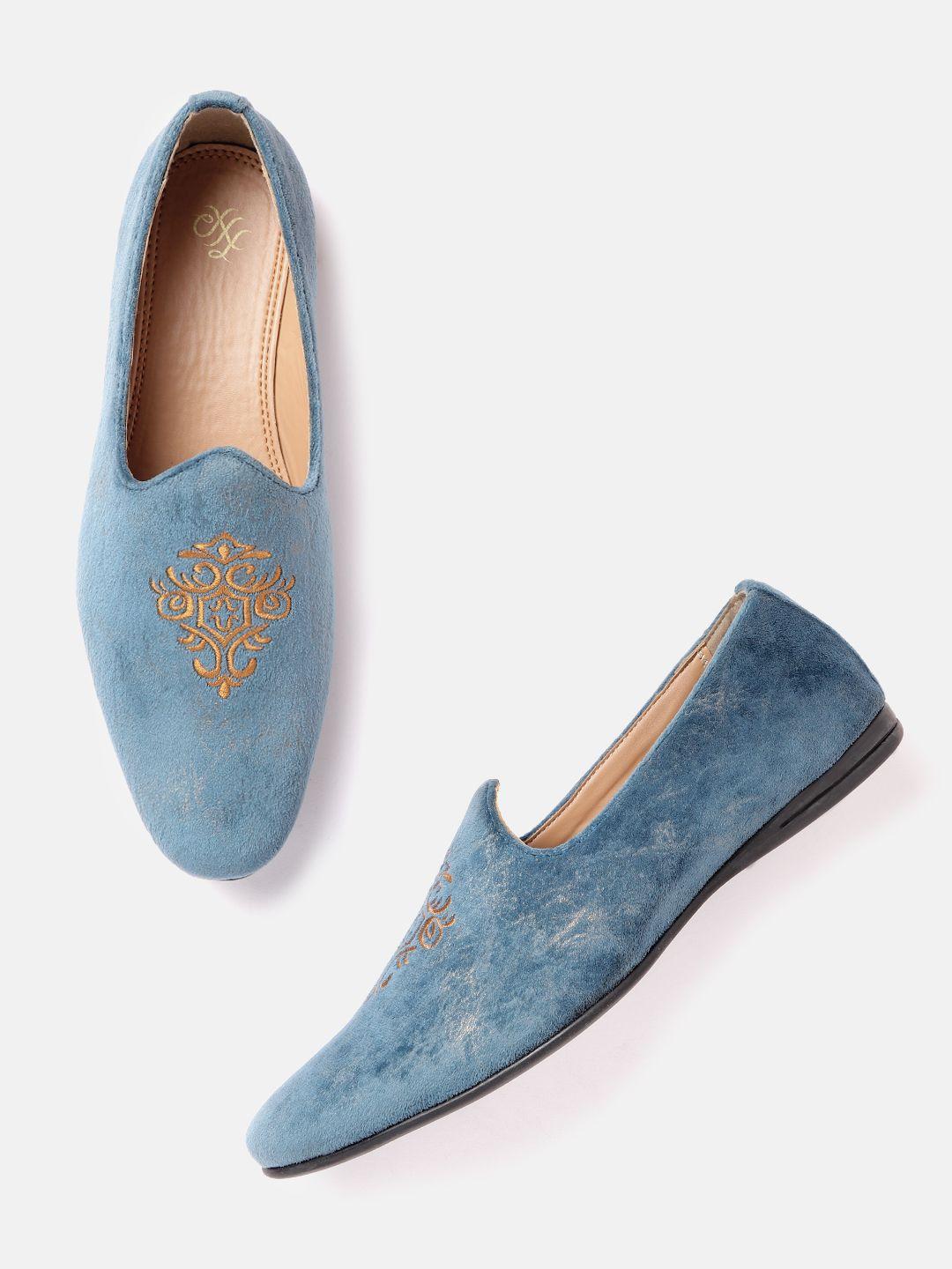 house of pataudi men blue & beige embroidered handcrafted slip-ons