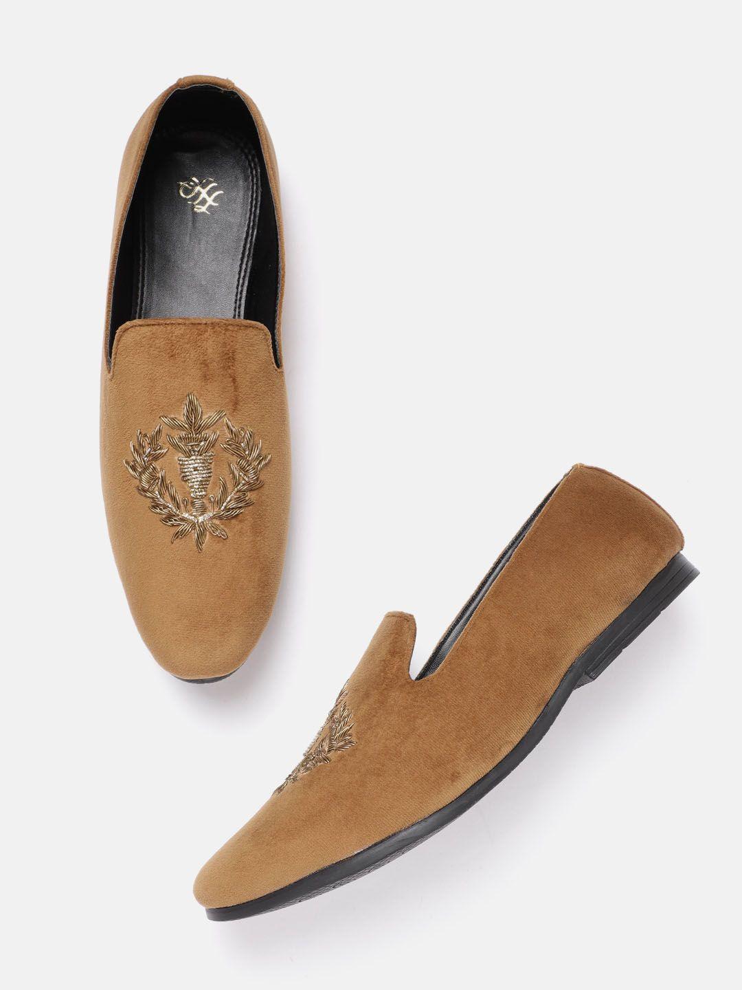 house of pataudi men brown handcrafted embellished slip-ons