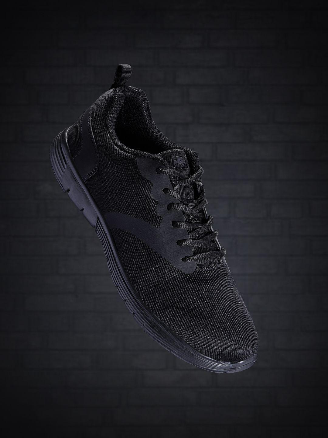 hrx by hrithik roshan men black woven design runner shoes