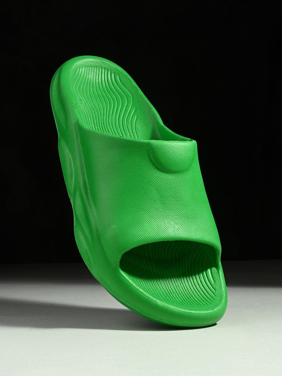 hrx by hrithik roshan men green rubber sliders