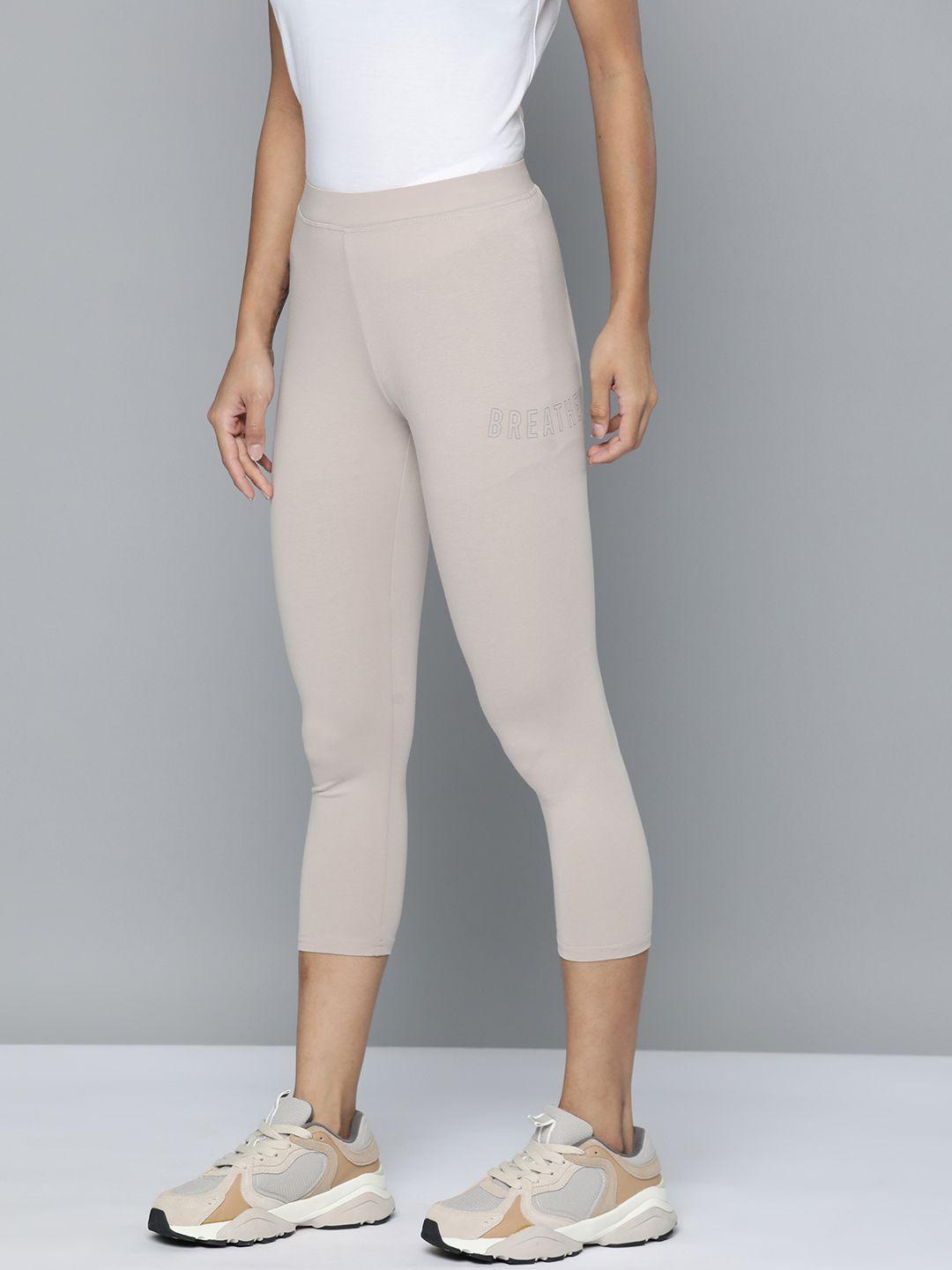 hrx by hrithik roshan women solid 3/4th yoga tights