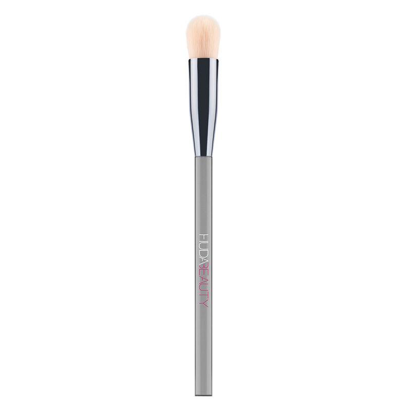 huda beauty face conceal & blend complexion brush