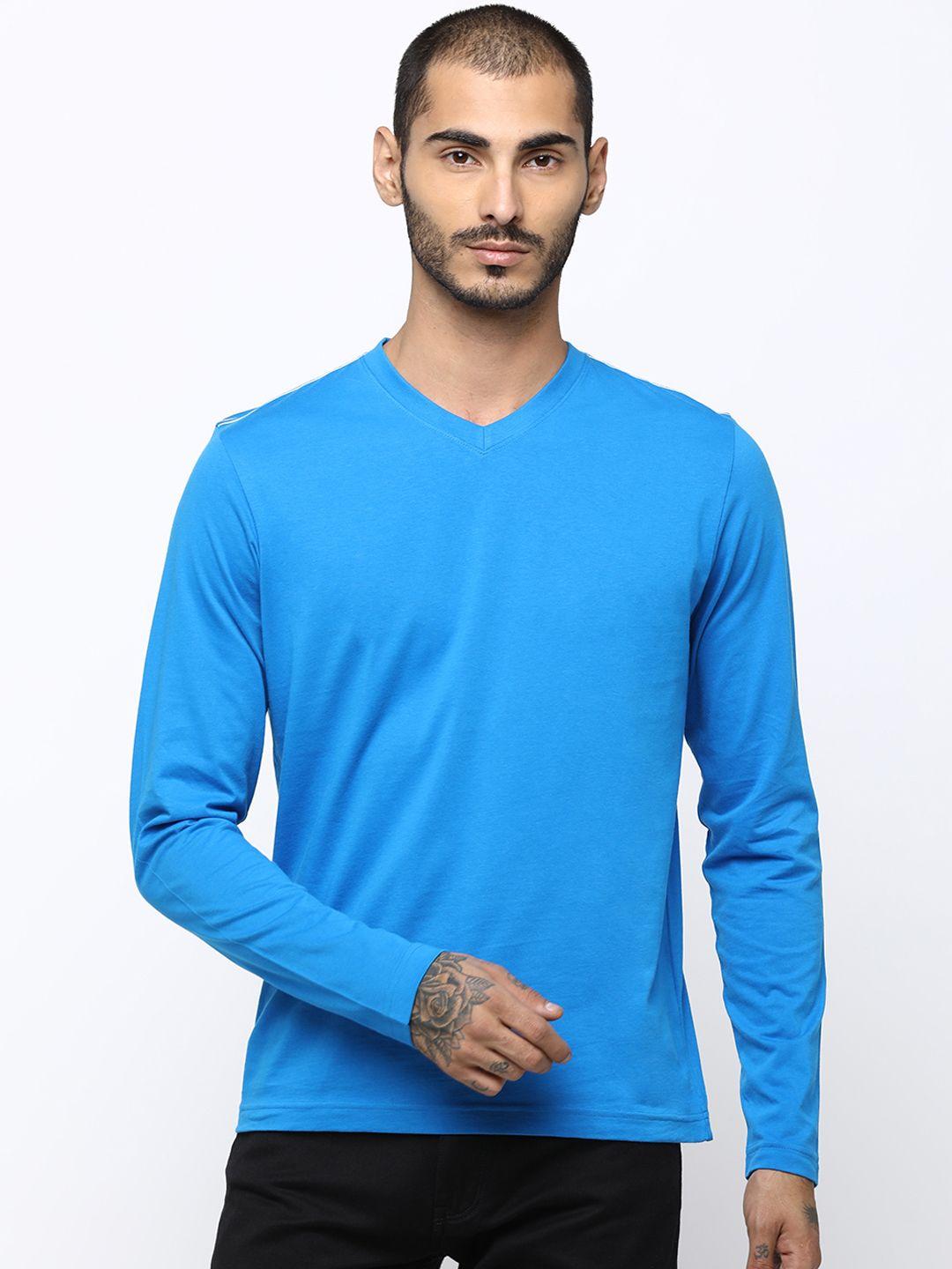 huetrap men blue solid v-neck t-shirt