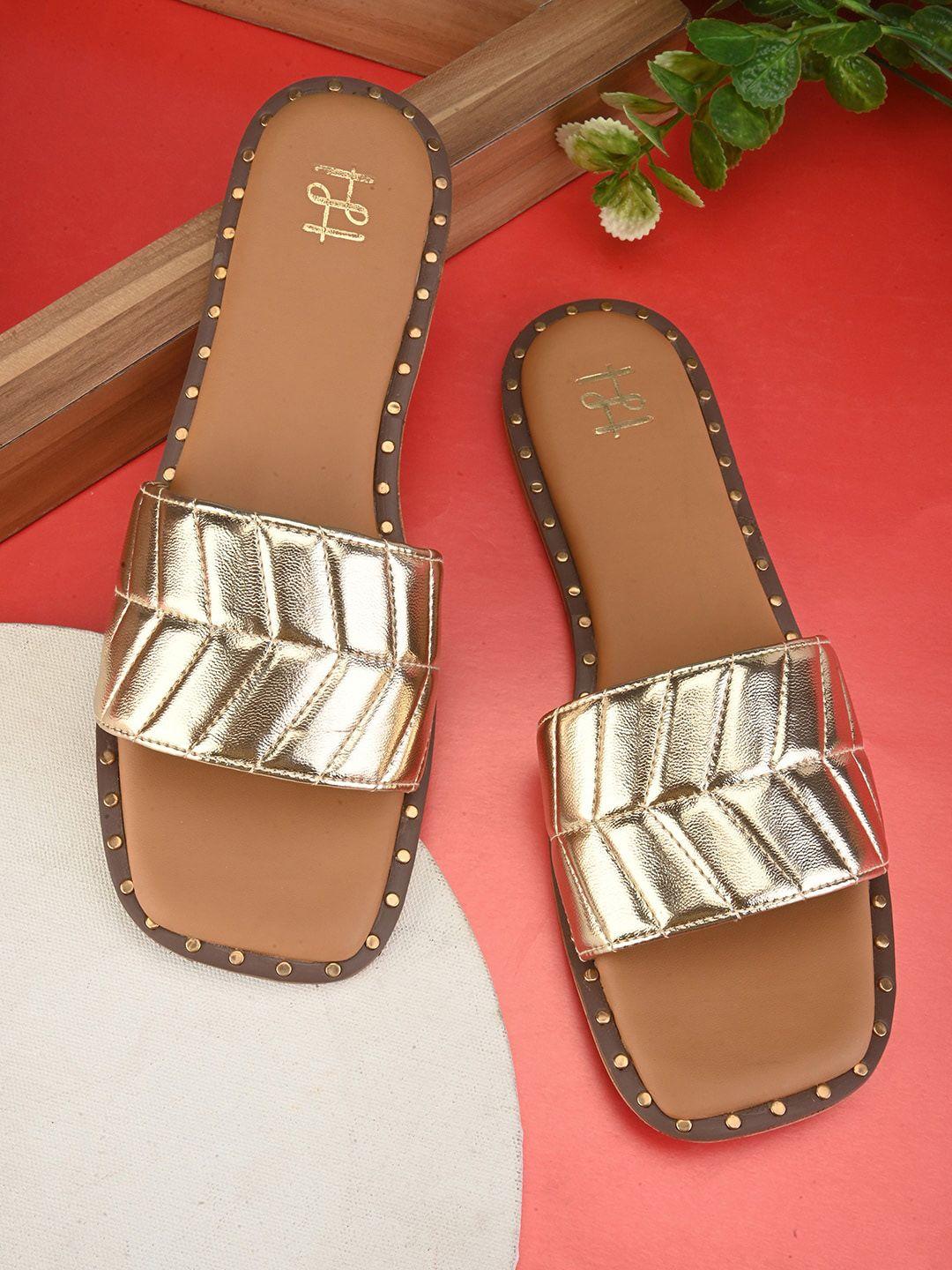 hydes n hues open toe flats with quilts