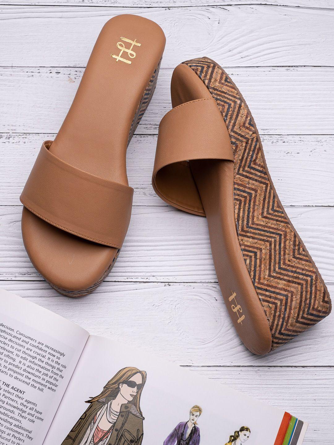 hydes n hues tan textured block sandals