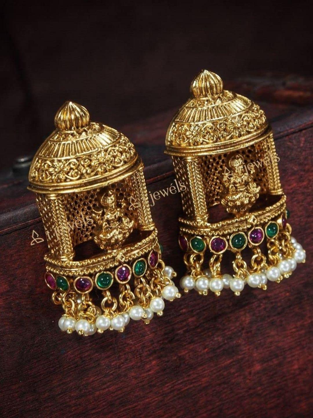 i jewels gold-toned & magenta classic dome-shaped jhumkas earrings