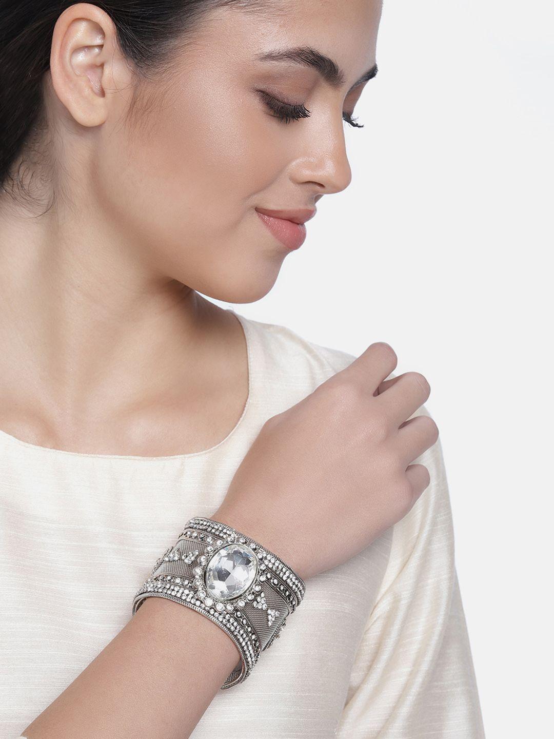 i jewels women silver-toned gold-plated cuff bracelet