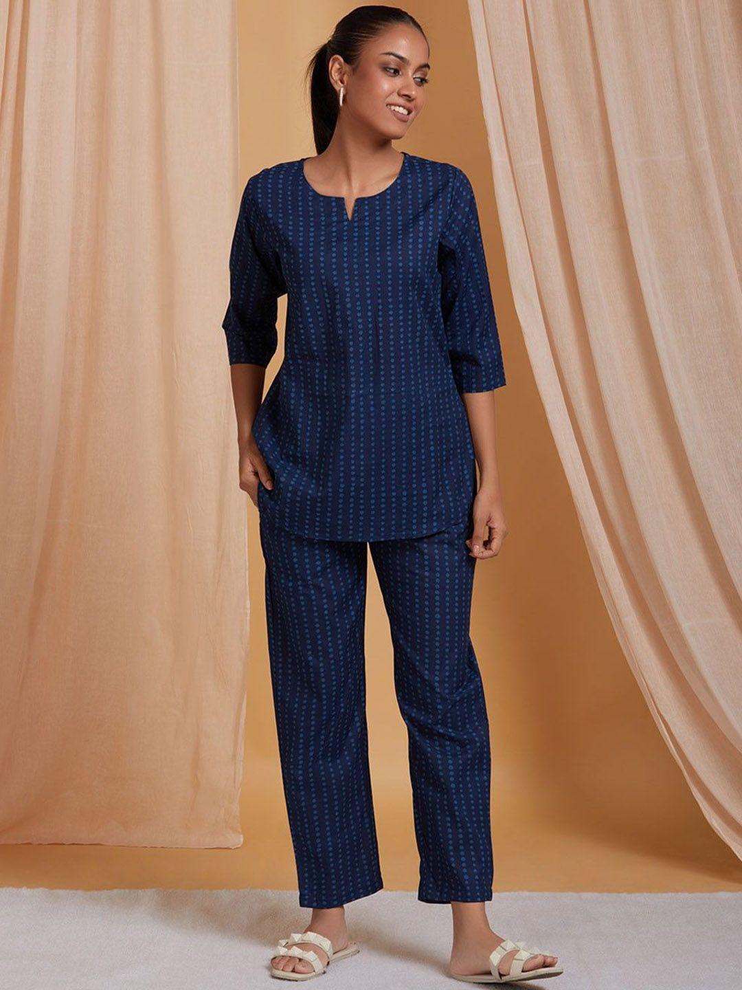 ichaa polka dot printed pure cotton night suit