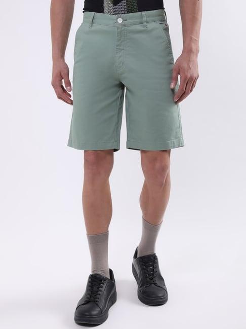 iconic men solid regular fit cotton shorts