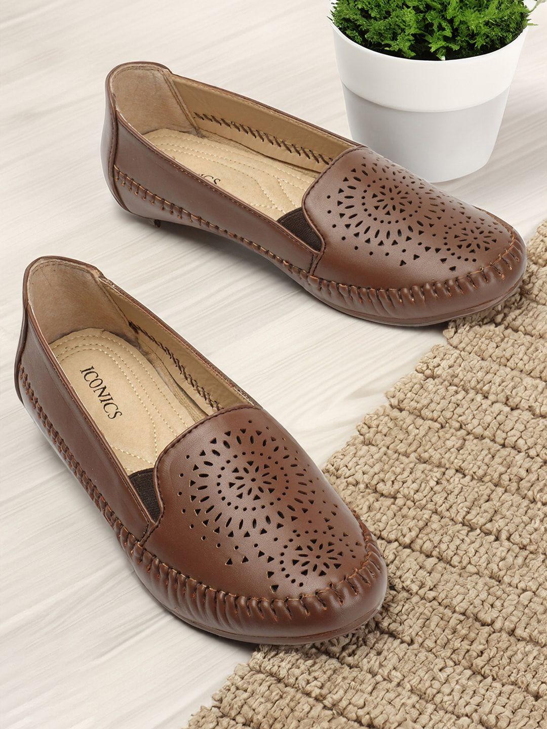 iconics perforated round toe ballerinas