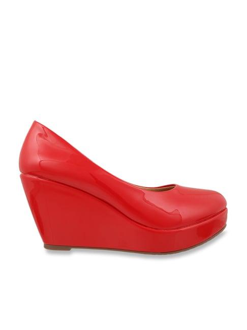 iconics women's red wedge pumps