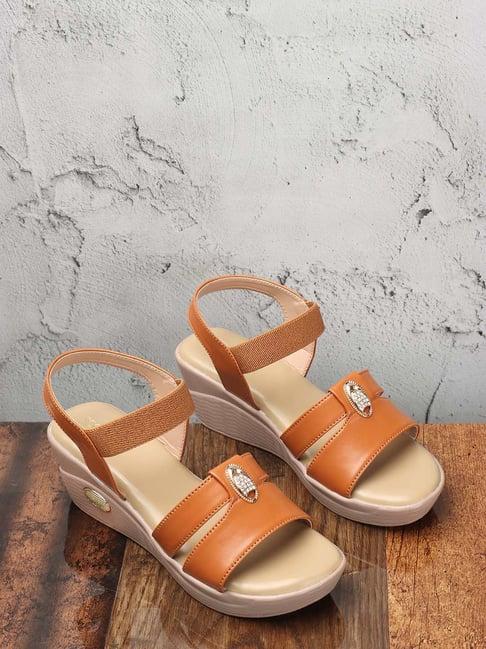 iconics women's tan ankle strap wedges
