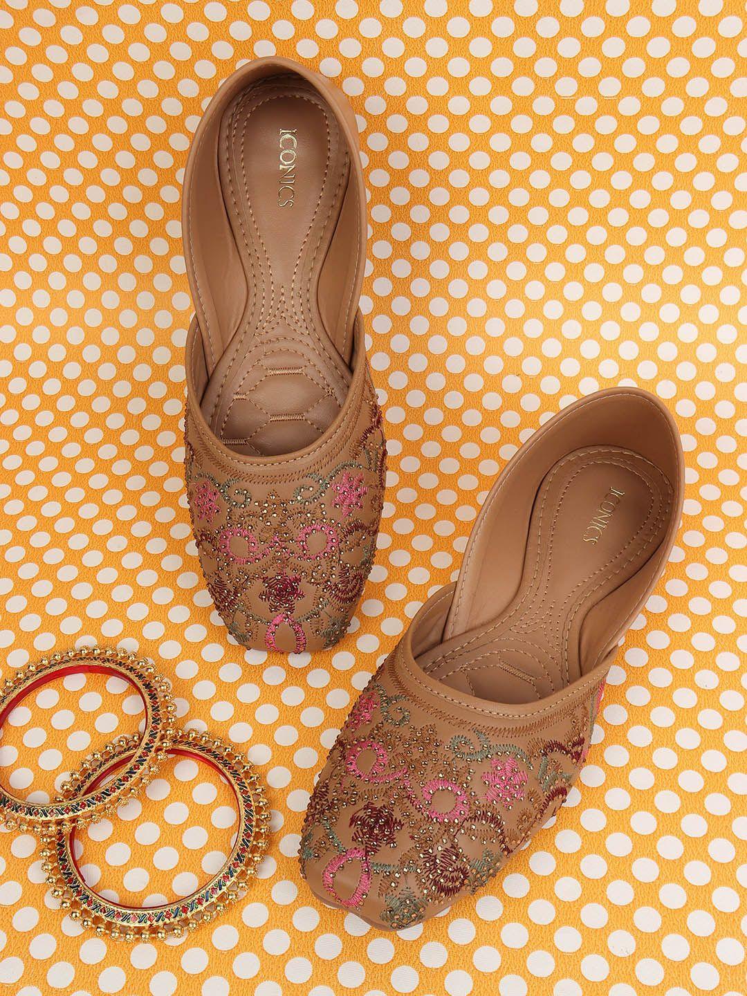 iconics women brown printed ethnic mules with bows flats