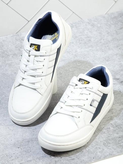 id men's white casual sneakers