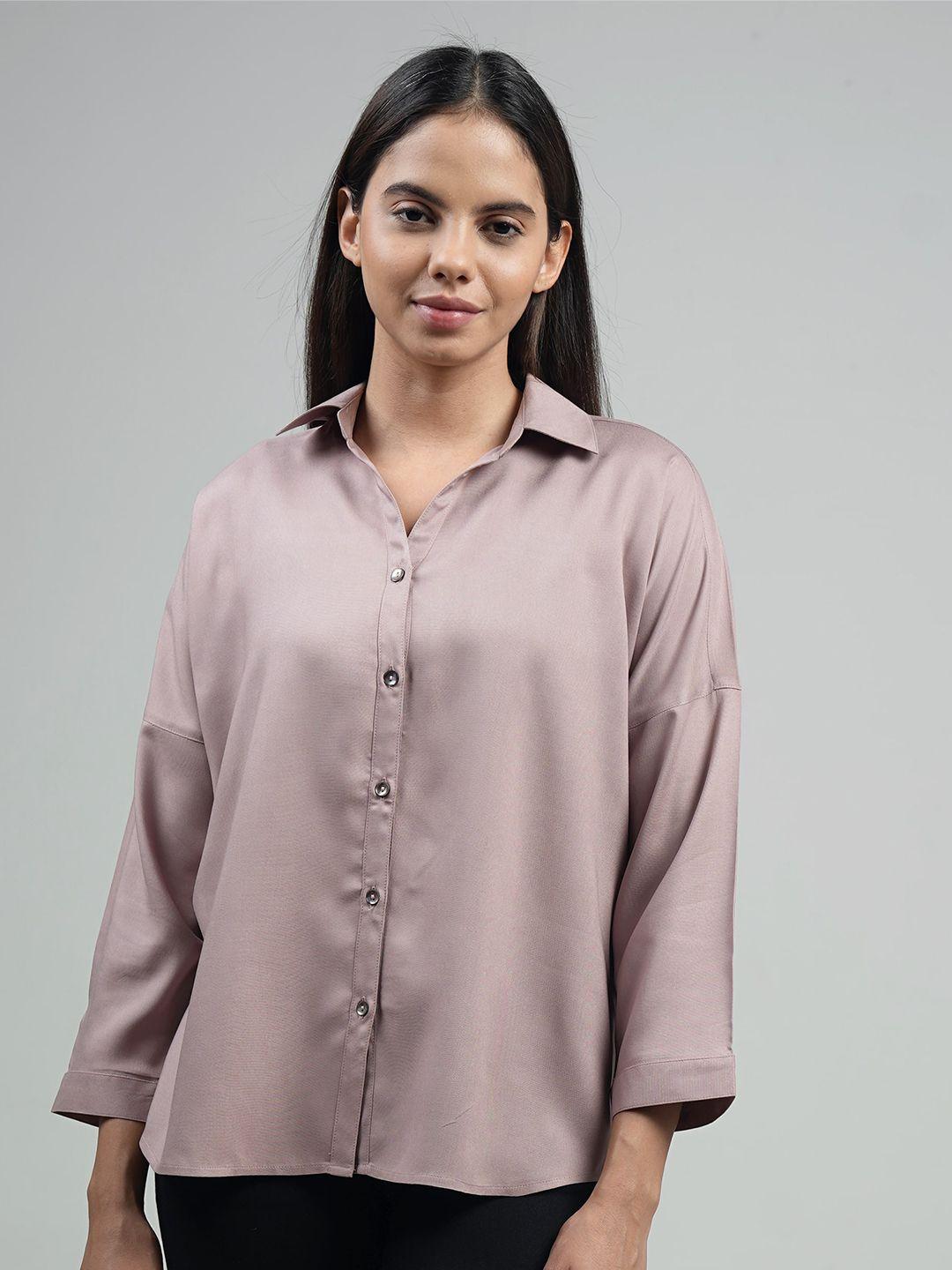 idk peach-coloured extended sleeves top