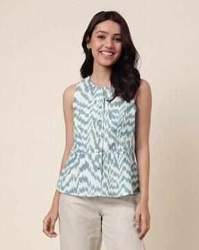 ikat top with front-closure