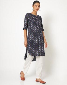 ikat print straight kurta with step hemline