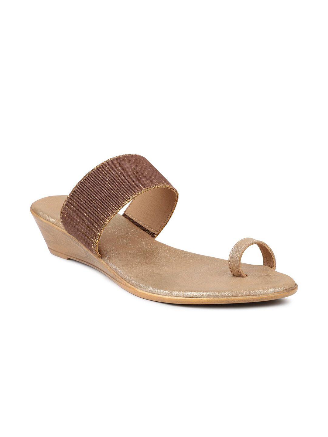 inc 5 gold-toned ethnic wedge heels