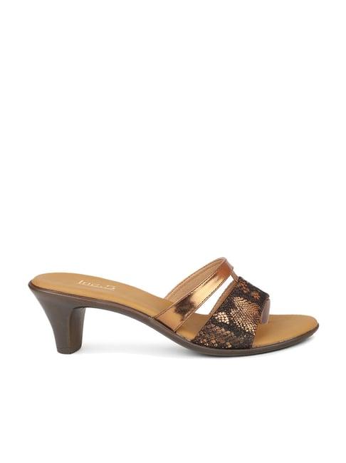 inc.5 women's bronze thong sandals