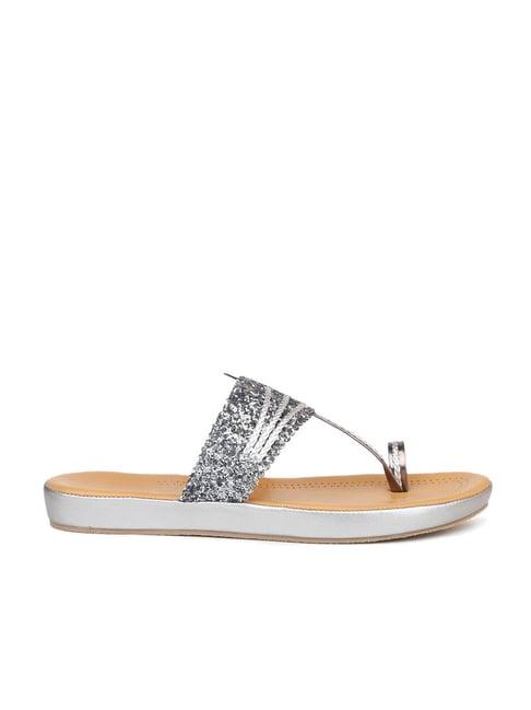 inc.5 women's pewter toe ring sandals