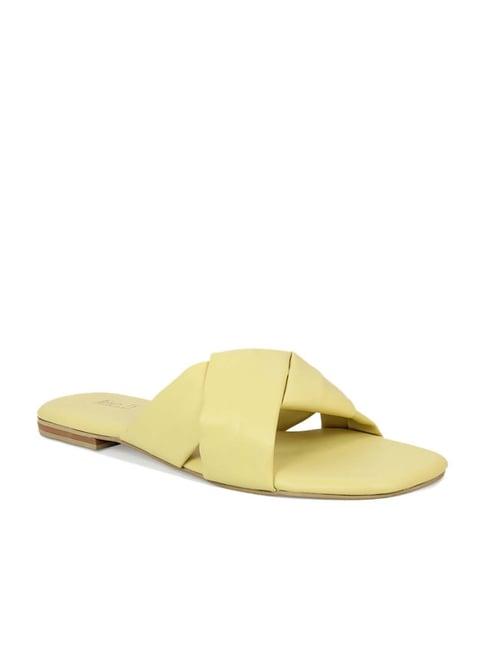 inc.5 women's yellow cross strap sandals