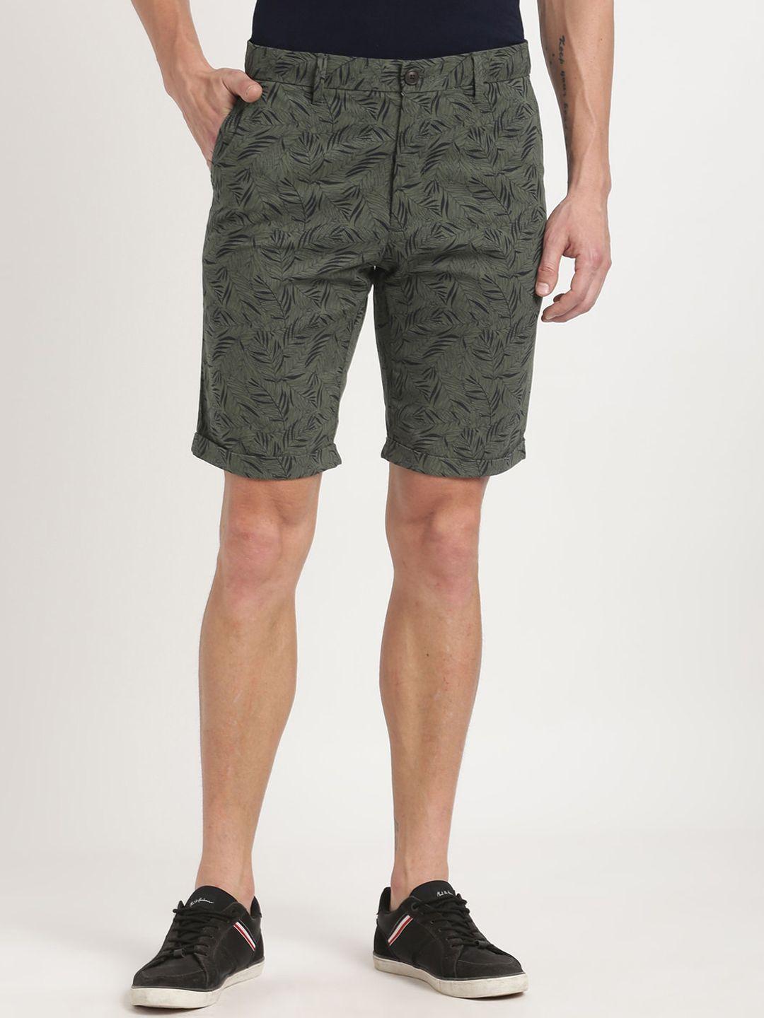 indian terrain men floral printed mid-rise slim fit pure cotton shorts