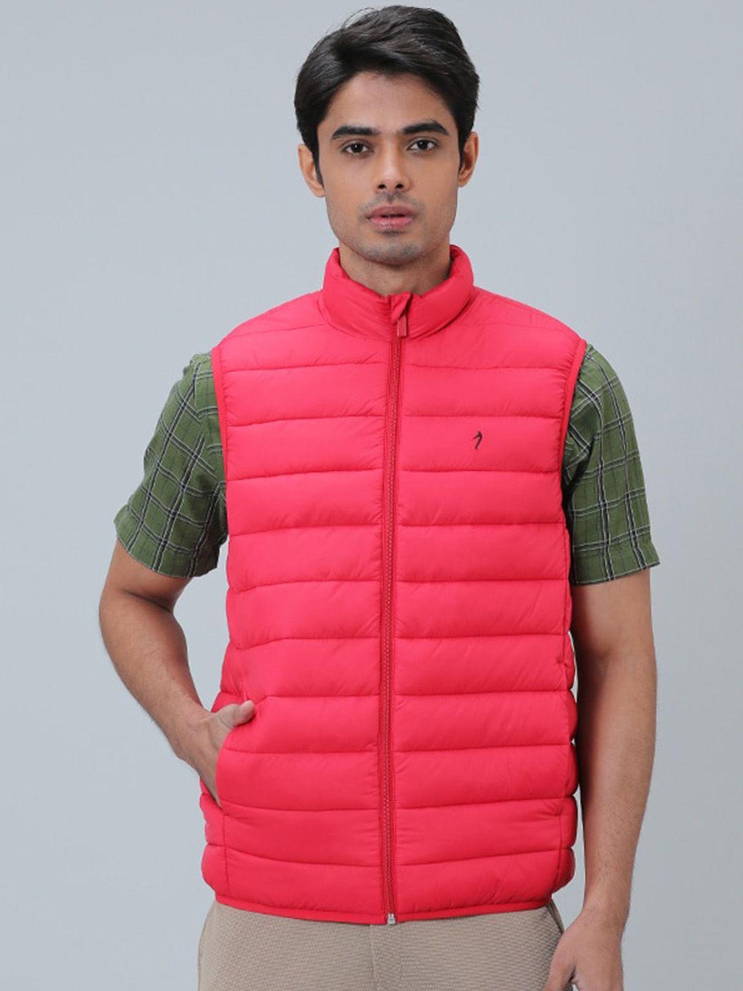 indian terrain men red striped lightweight crop puffer jacket with patchwork