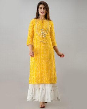 indian print straight kurta set with tassels