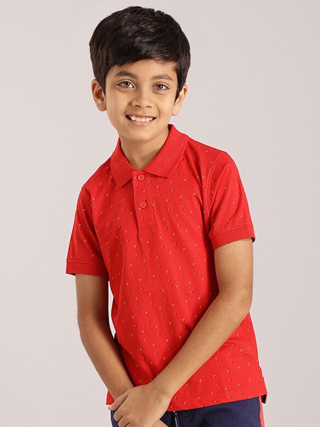 indian terrain boys red printed v-neck extended sleeves pockets t-shirt