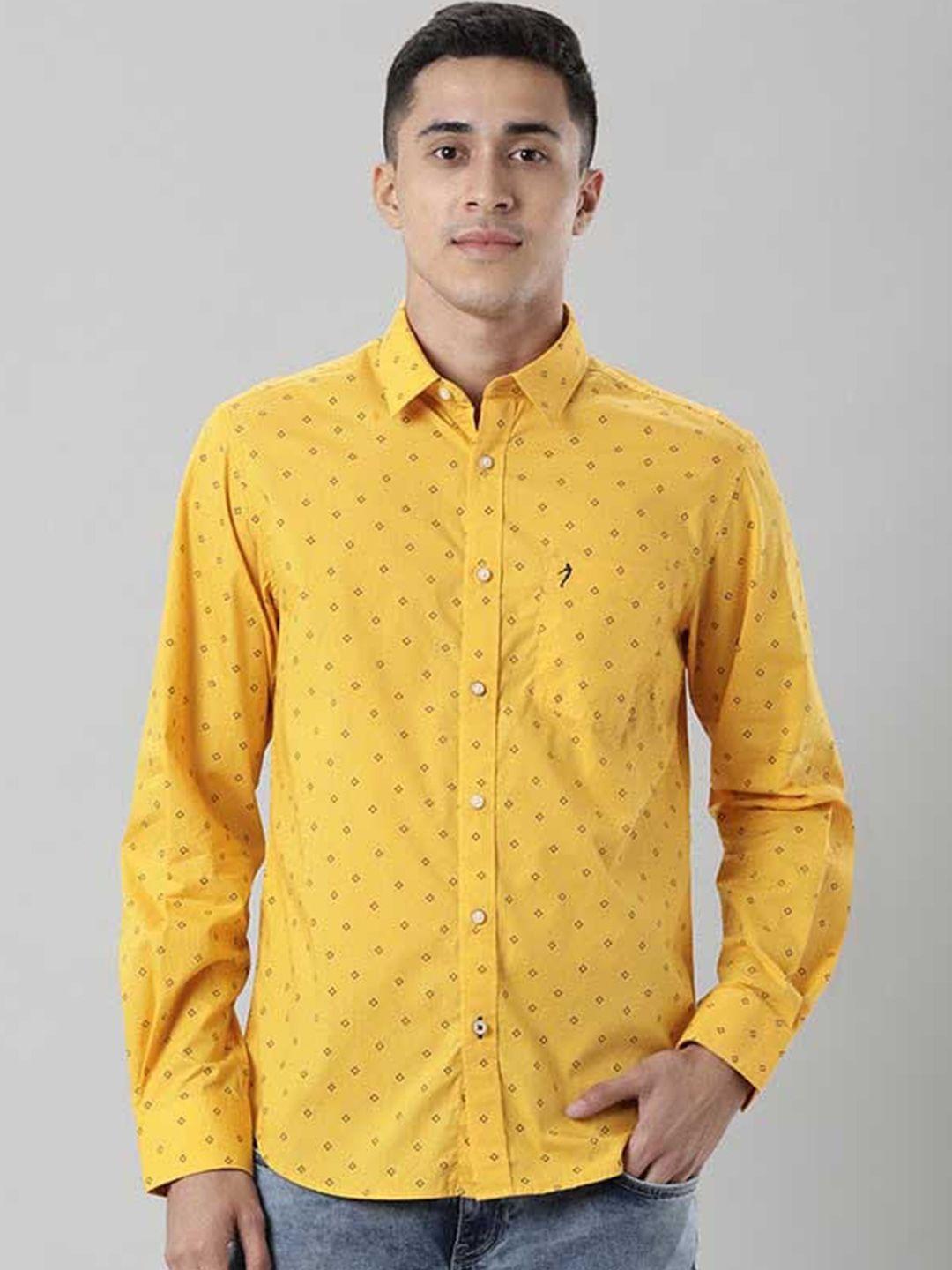 indian terrain chiseled slim fit micro ditsy printed pure cotton casual shirt