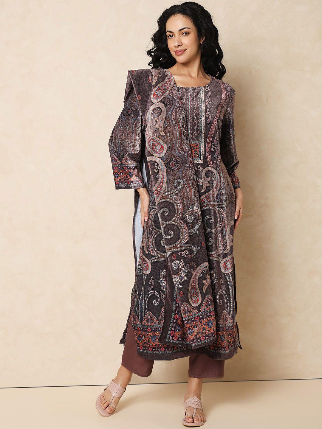 indifusion paisley printed velvet kurta with trousers & dupatta