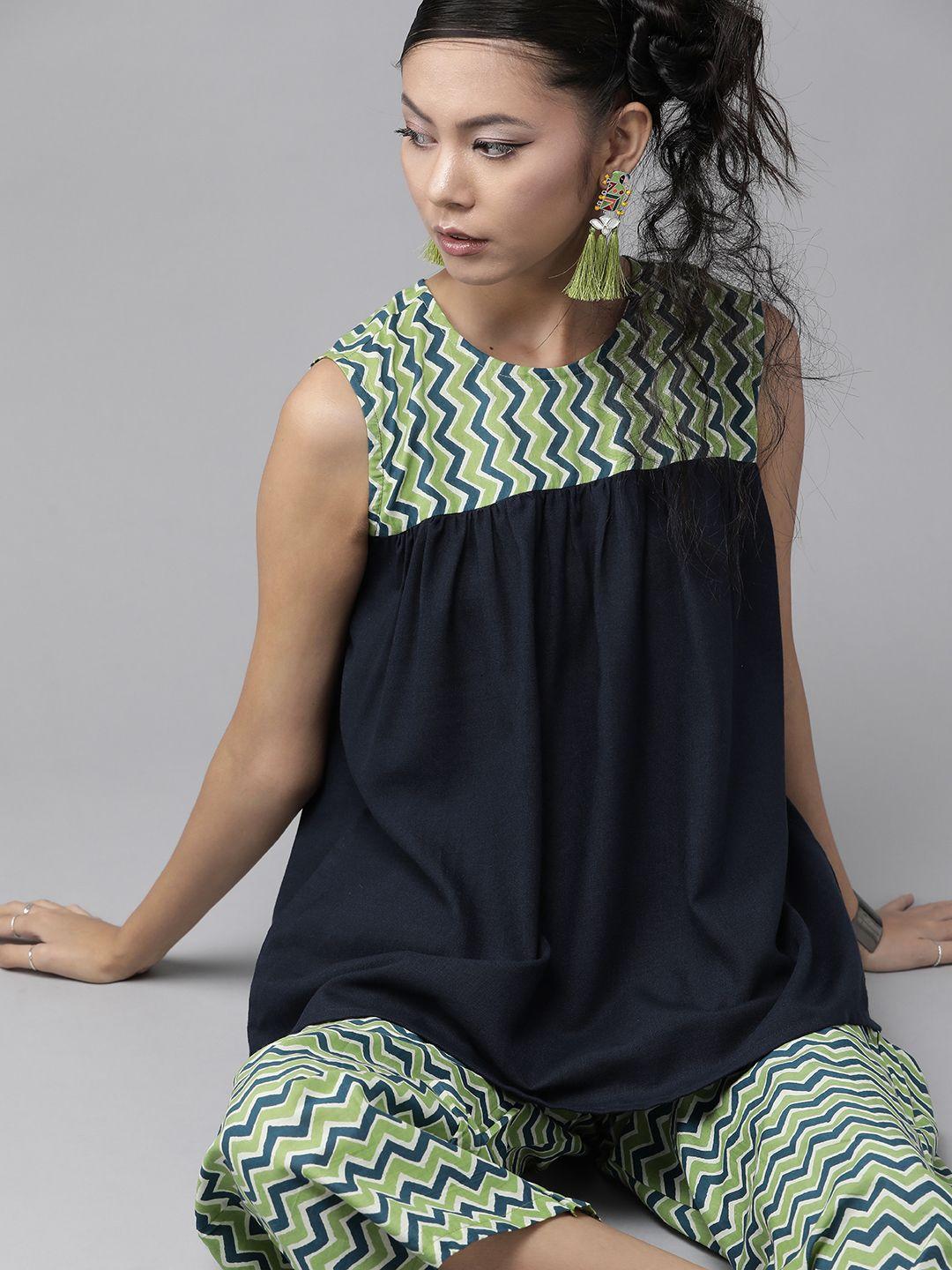 indo-era-women-navy-blue-&-green-chevron-print-pure-cotton-top-with-trousers