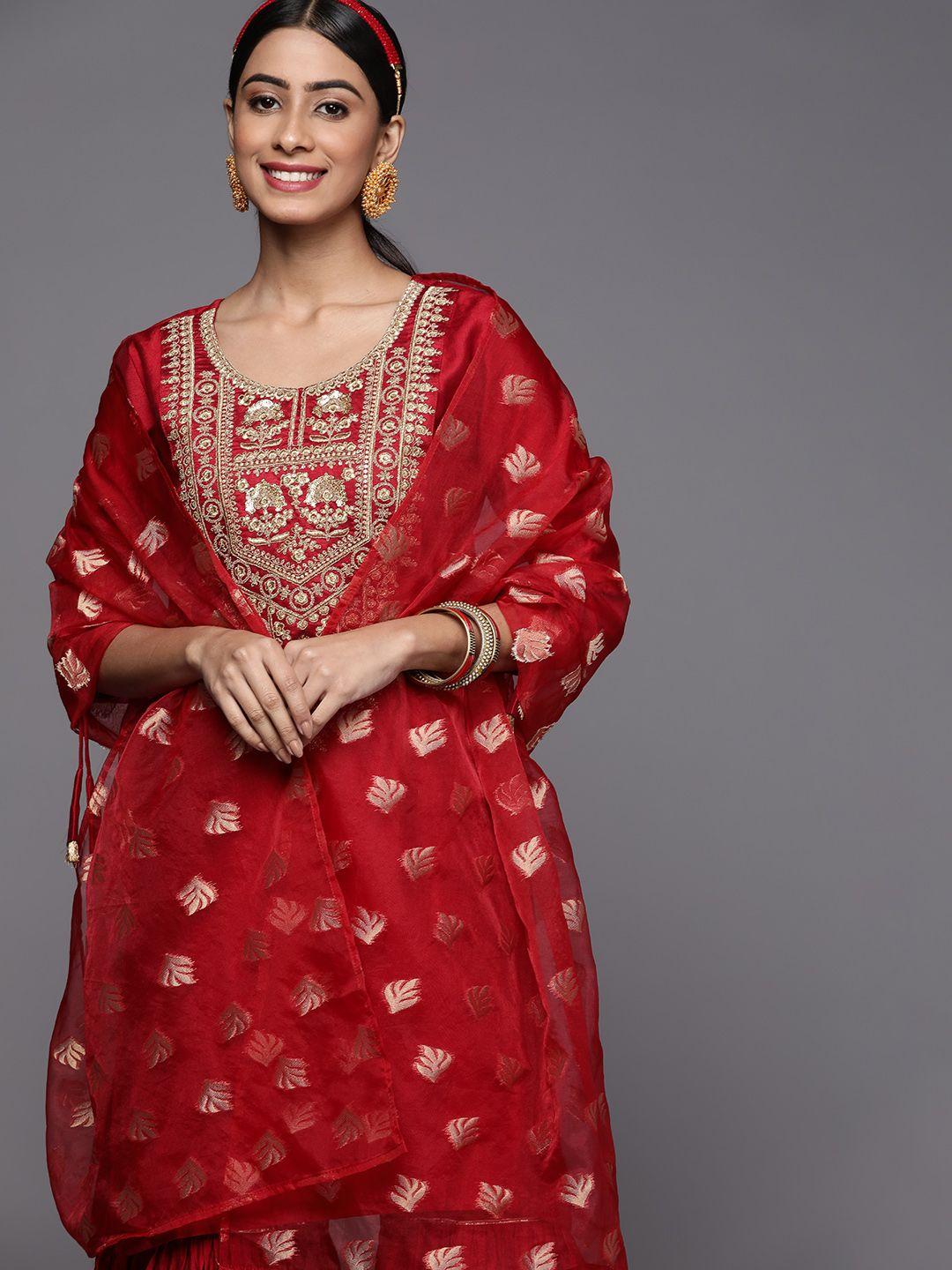 indo era women red ethnic motifs embroidered zardozi liva kurta with sharara & with dupatta