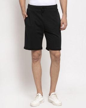 insert pockets city shorts