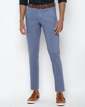 insert-pockets flat-front pants