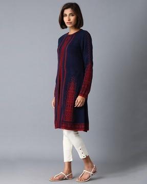 intarsia long shrug with ribbed collar