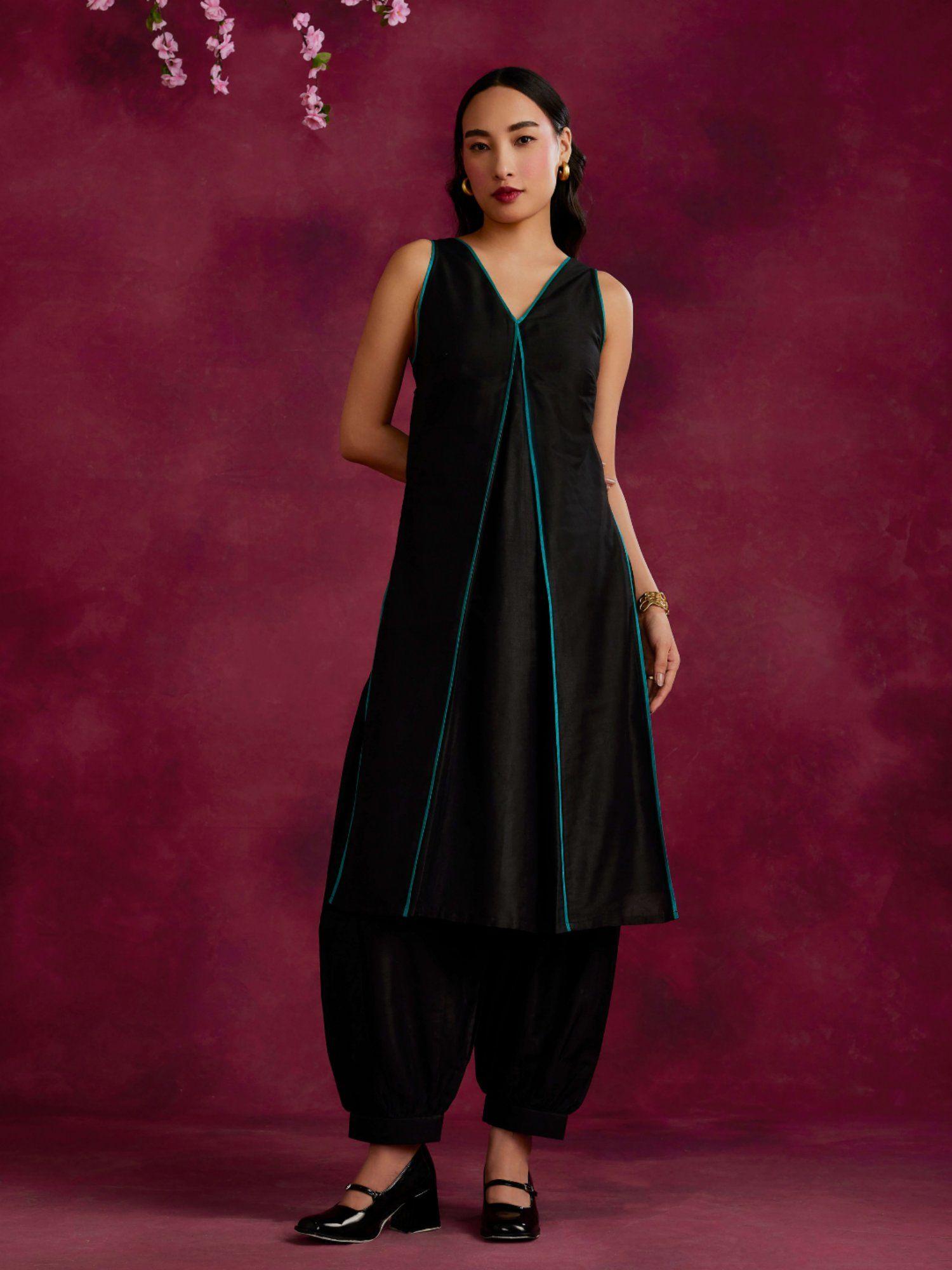 inverted pleat front kurta with back tie up black