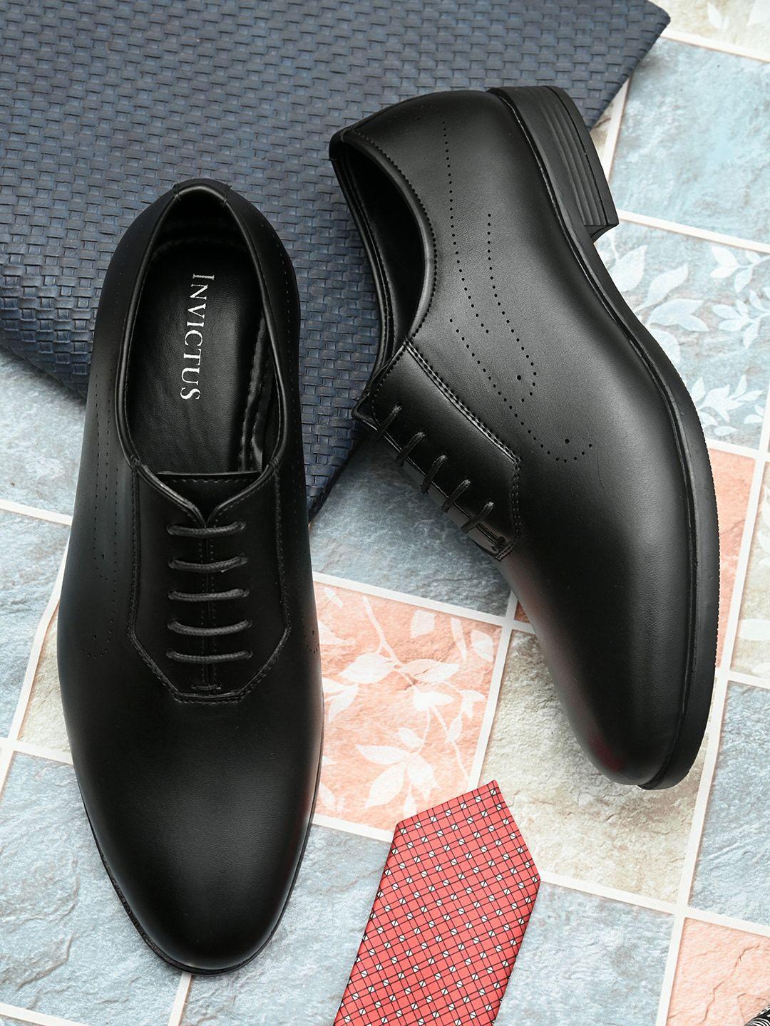 invictus men black solid formal oxford shoes
