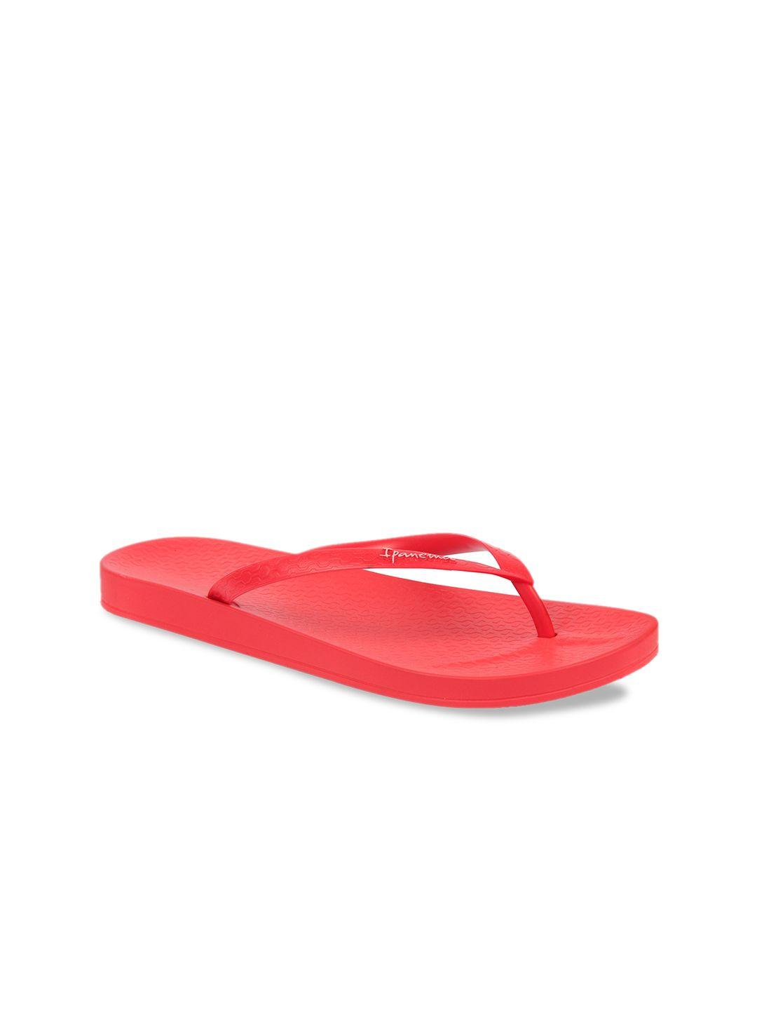 ipanema women red solid thong flip-flops