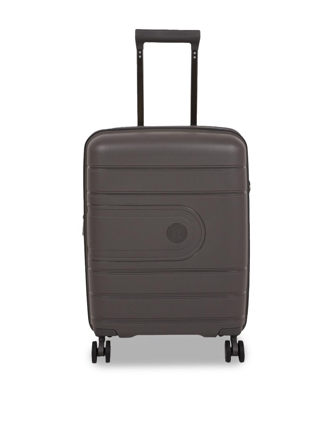 it luggage grey textured trolley suitcase