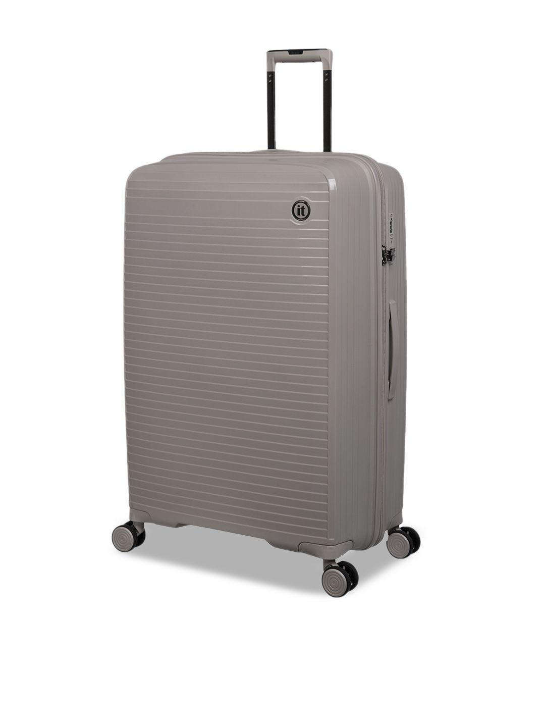 it luggage beige textured hard-sided small trolley suitcase