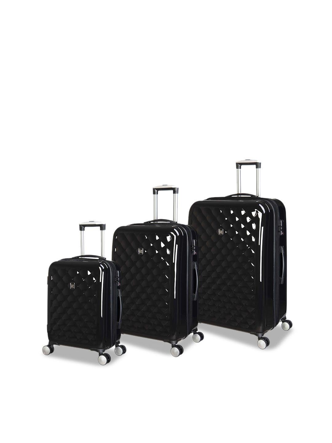 it luggage black fashionista textured trolley bag