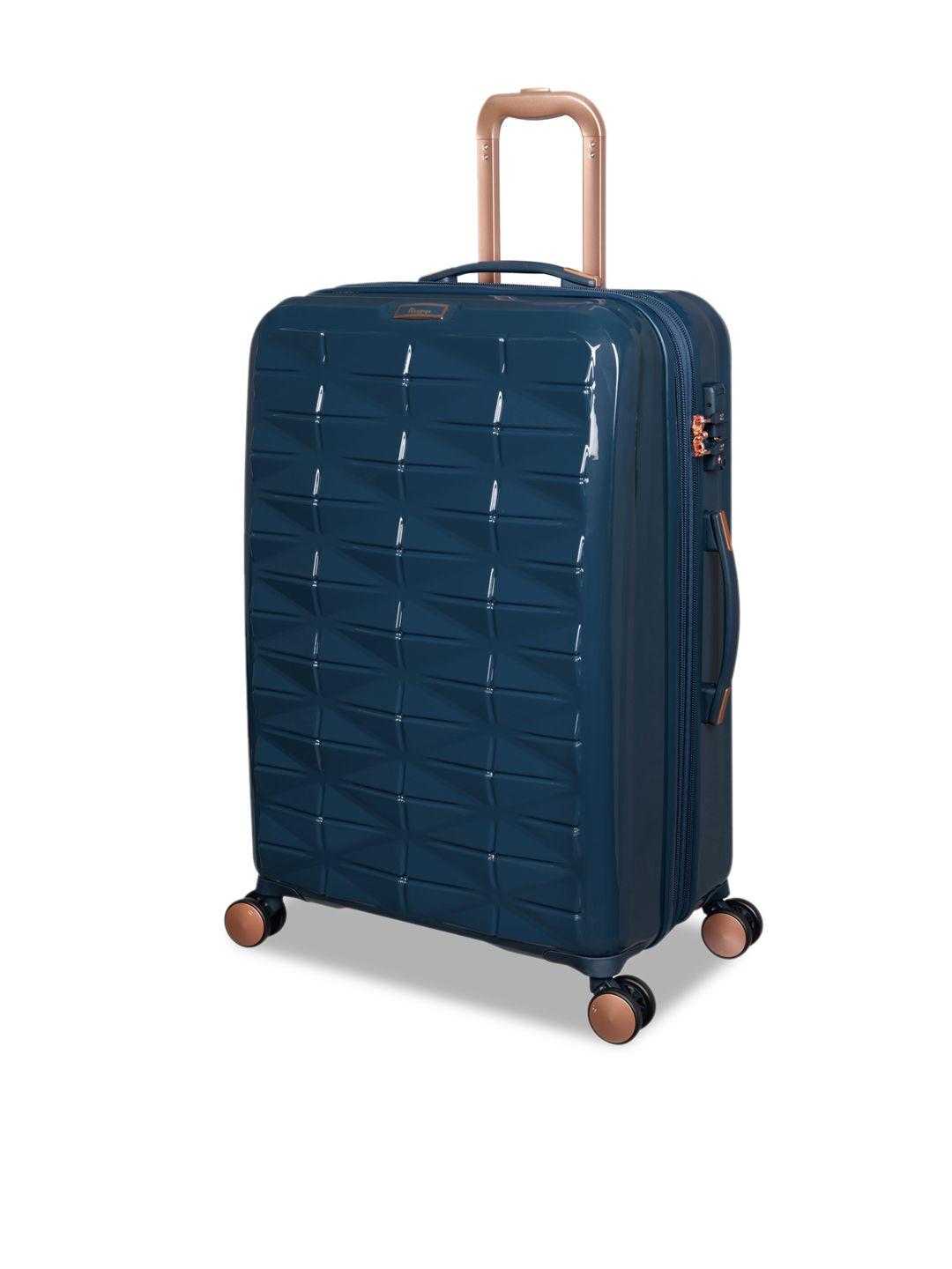 it luggage blue textured hard-sided trolley bag