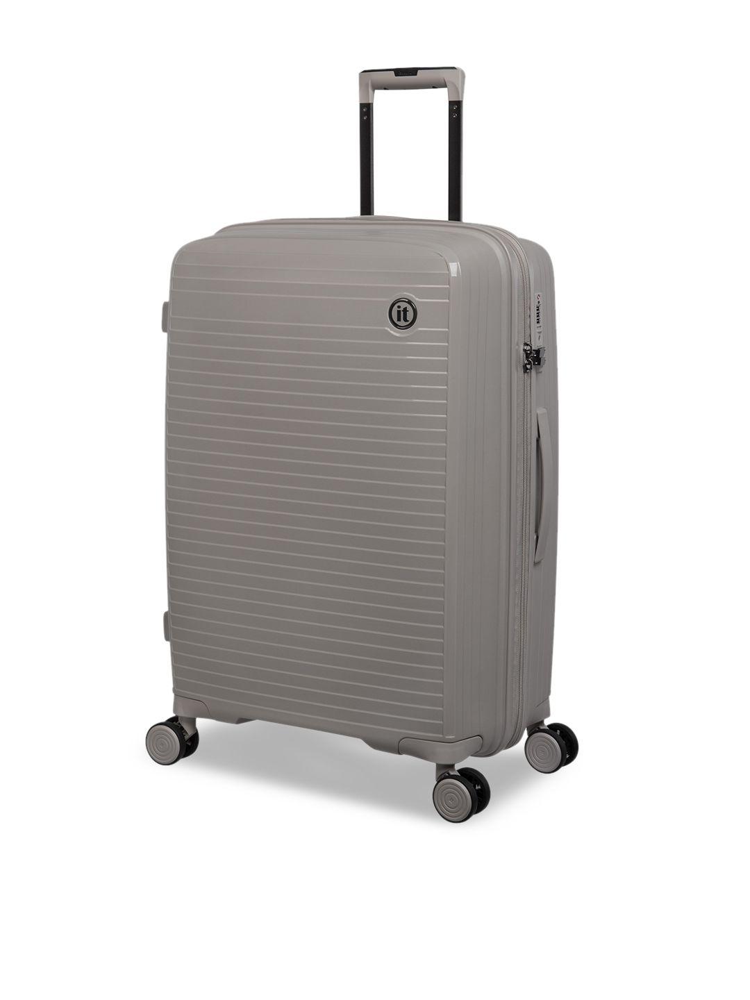 it luggage grey textured hard-sided medium trolley suitcase