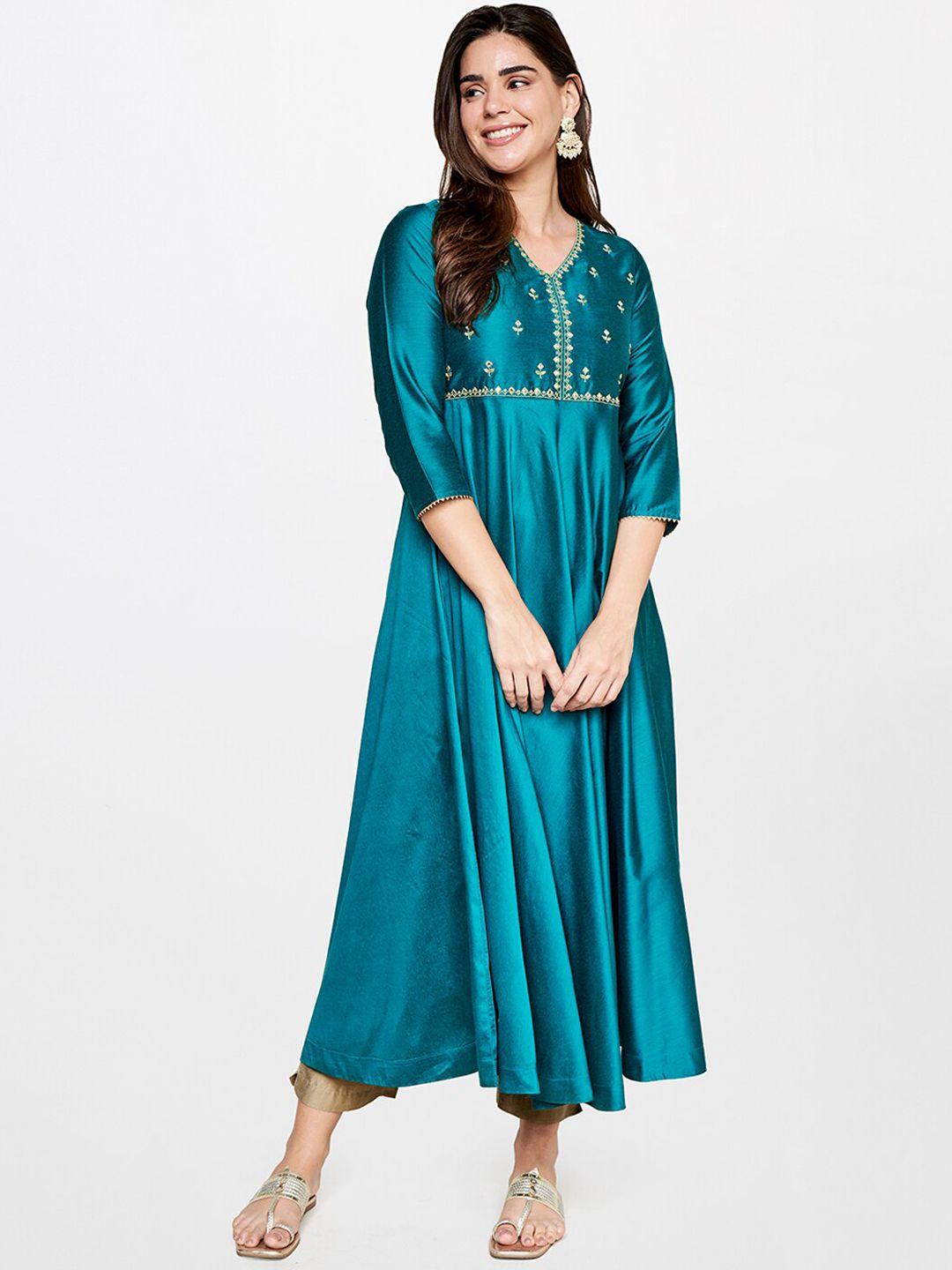 itse embroidered v-neck anarkali kurta