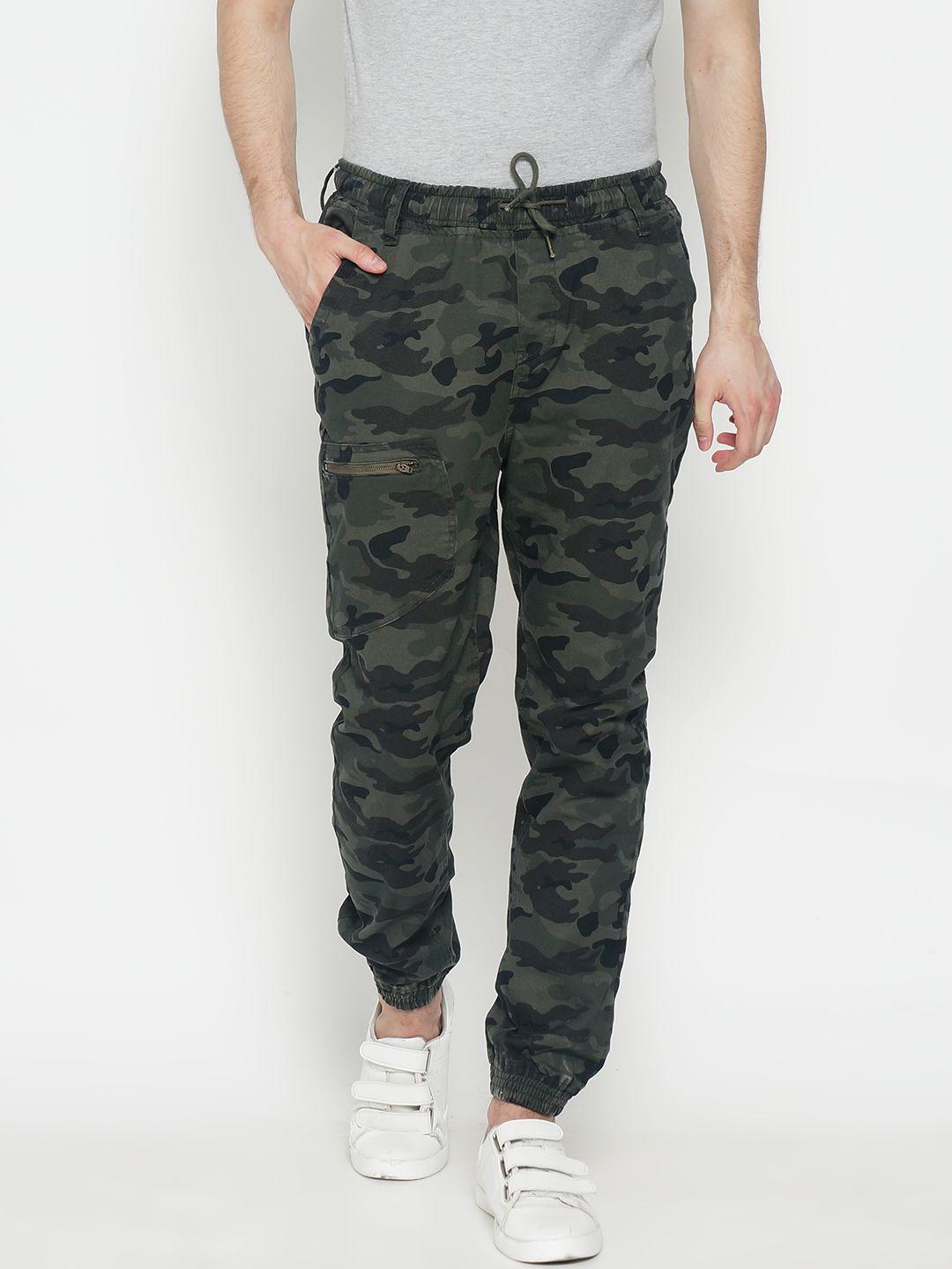 ivoc men olive green & black slim fit printed joggers