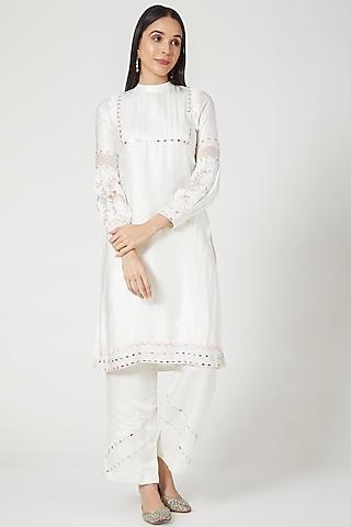 ivory 3d floral embroidered kurta set